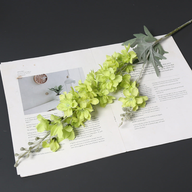 Realistischer künstlicher Blumenstängel