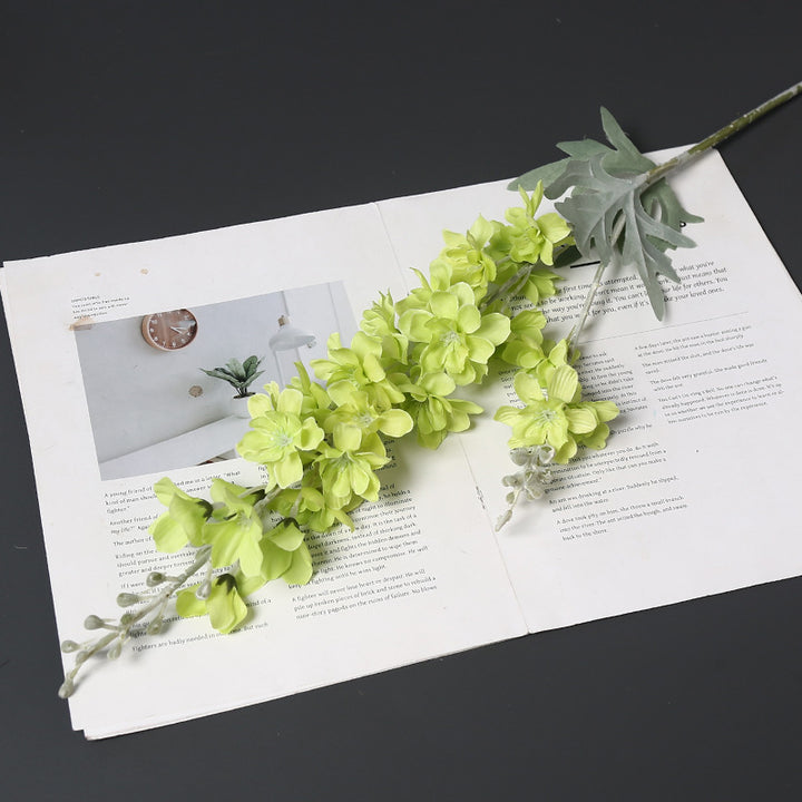 Realistischer künstlicher Blumenstängel