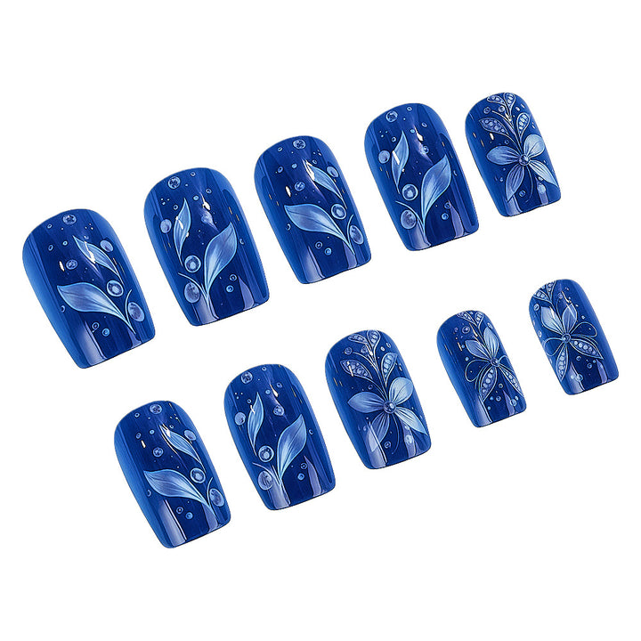 Kunstvolle Nagelset Karnz