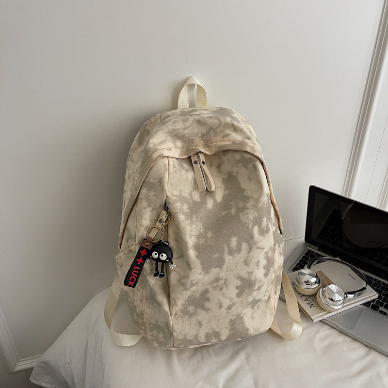 Modischer Rucksack mit Praktischem Design und Dekorativem Anhänger Karnz