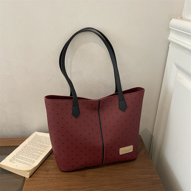 Trendige Polka-Dot-Tasche