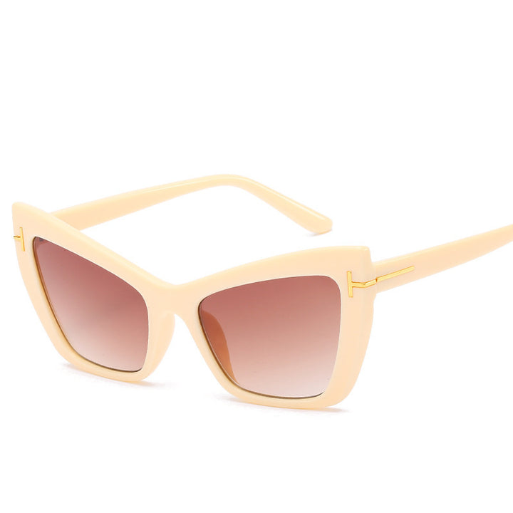 Cat-Eye-Rahmen-Sonnenbrille mit verlaufenden Gläsern Karnz