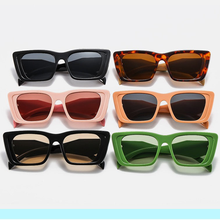 Damen oversized Designer-Sonnenbrille mit futuristischem Rahmen Karnz