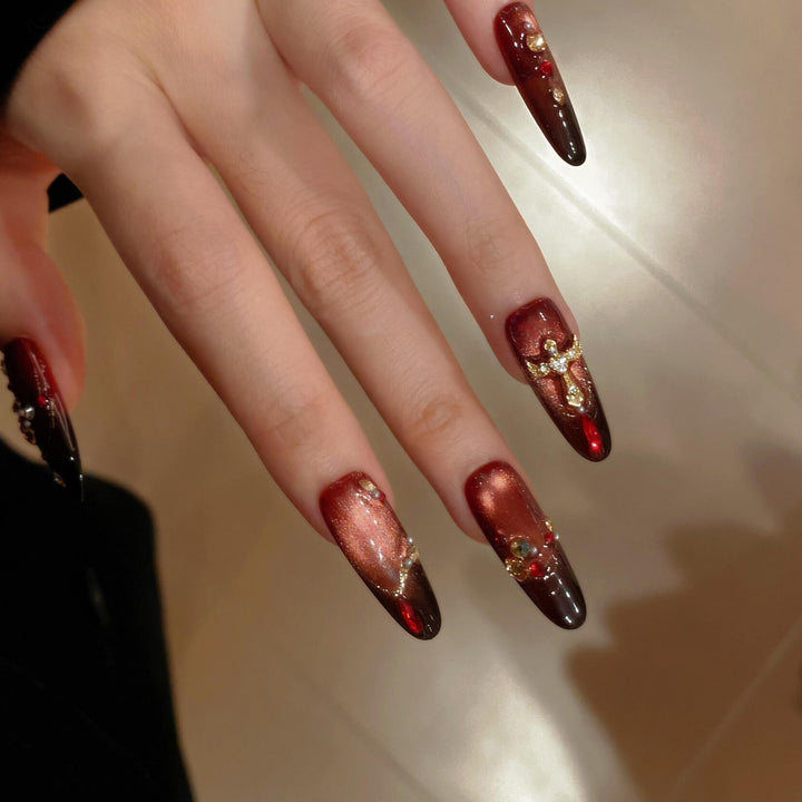 Glamouröse und Künstlerische Nagelspitzen Karnz