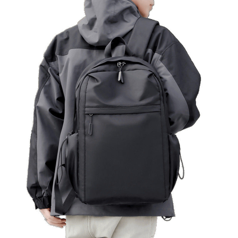 Rucksack mit Ergonomischem Tragesystem und Innovativem Staufach Karnz