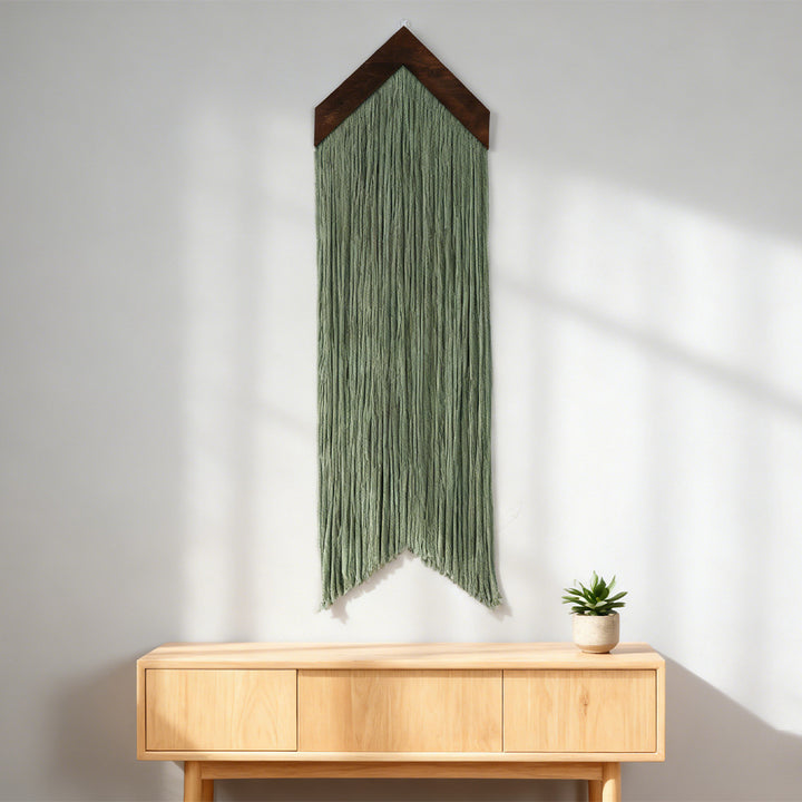 Makramee Wanddeko mit Wolkenmotiv Karnz