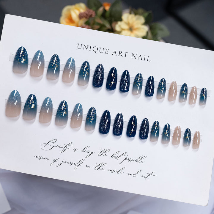 Sternen Nacht Press-On Nageldesign