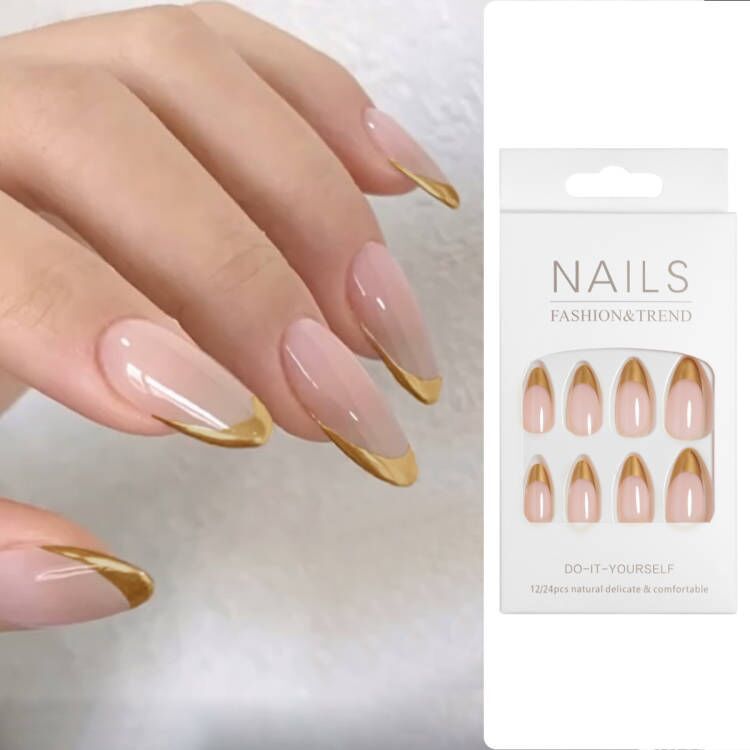 Elegante DIY-Nagelspitzen Karnz