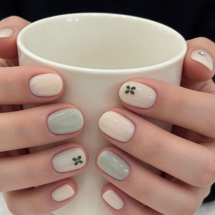Künstlerisches katzenmotiviertes Press-On-Nagelkunstset Karnz