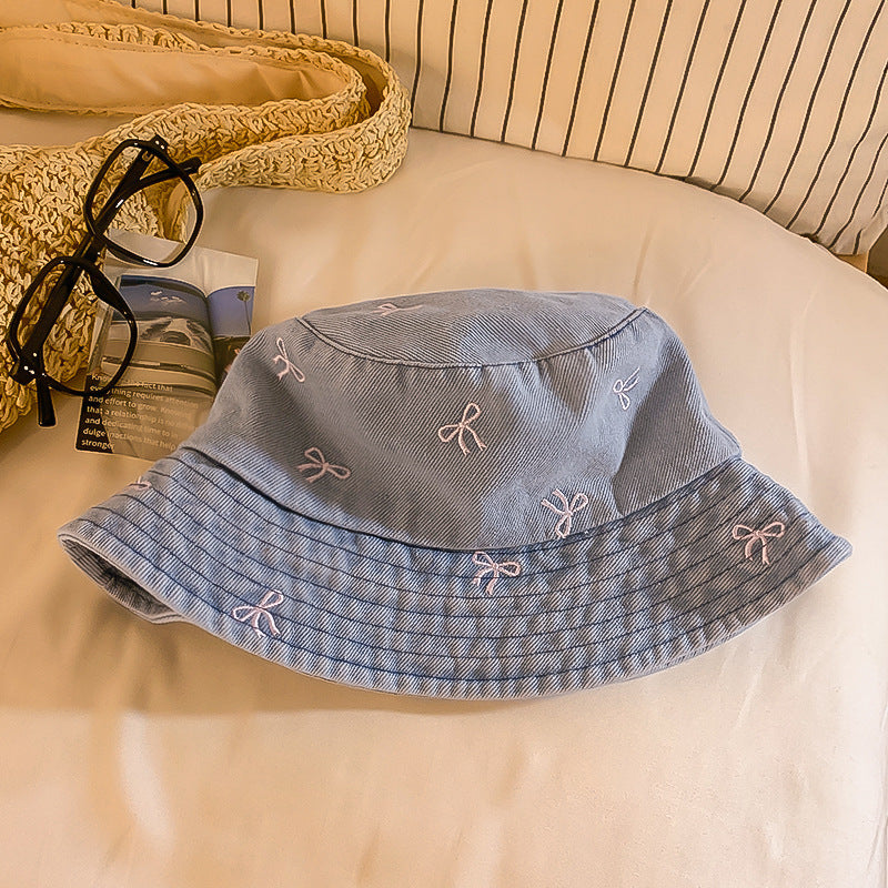 Stylischer bestickter Bucket Hat