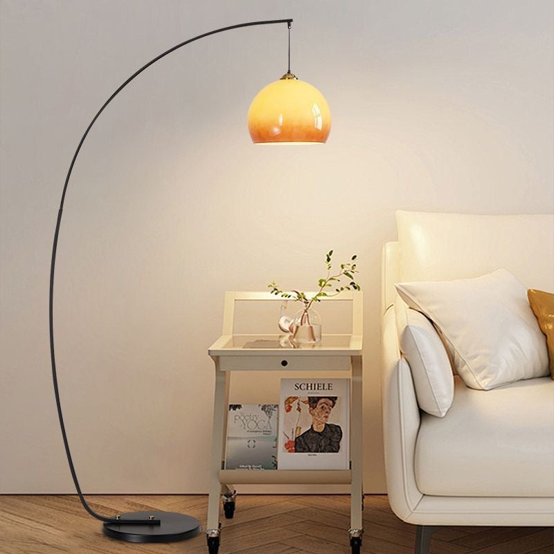 Arc Stehlampe mit Glasschirm