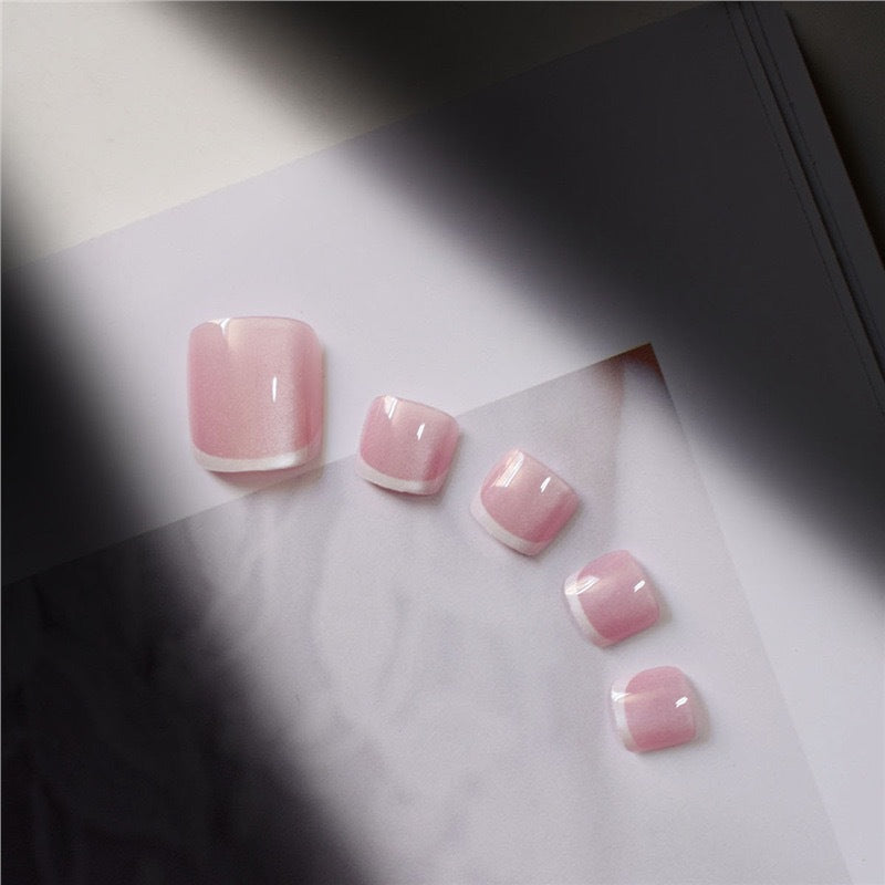 Glänzende Französische Spitzen-Gel-Zehen-Nagel-Verstärkungen Karnz