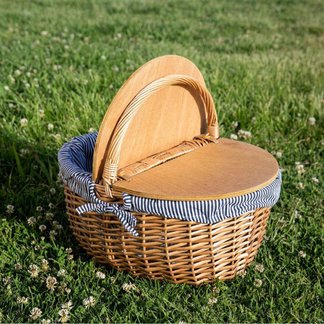 Damen Picknickkorb mit praktischem Holzdeckel und gestreiftem Innenfutter Karnz