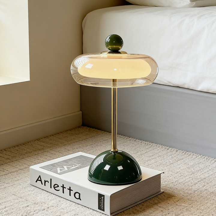 Vintage-inspirierte Glas-Tischlampe