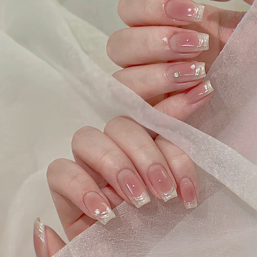 Elegante French Tip Gel Press-On Nägel Karnz