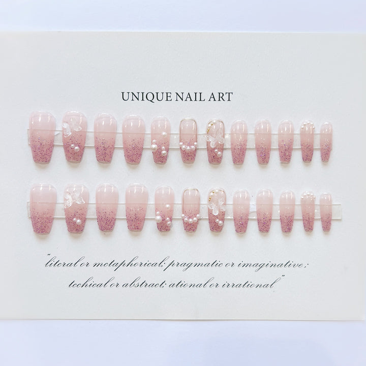 Dekoratives Press-on-Nagelset mit Schmetterlingsdesign