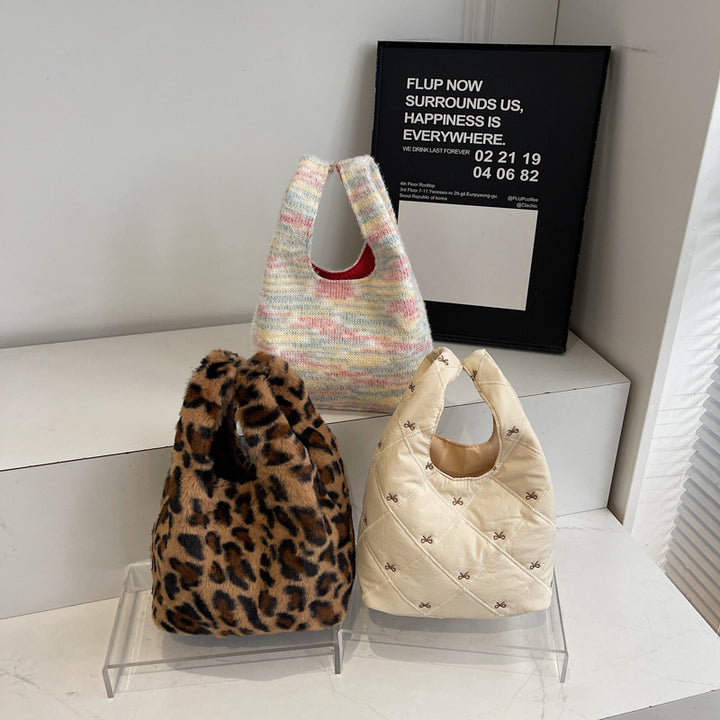 WoPlush Faux Fur Hobo Tasche Karnz