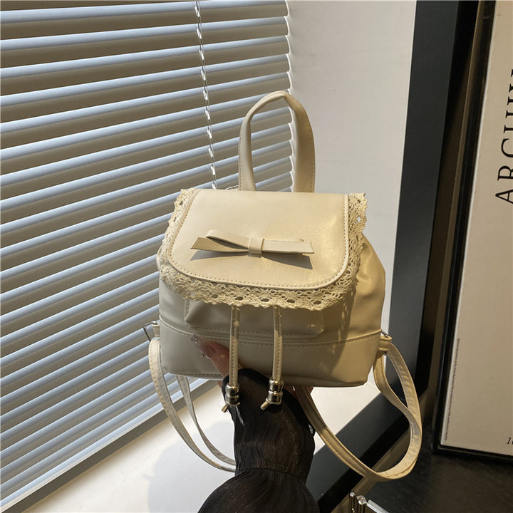 Niedlicher Mini-Rucksack mit Spitzenbesatz Karnz