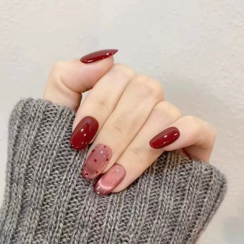 Künstlerische Press-On Nagelkollektion Karnz