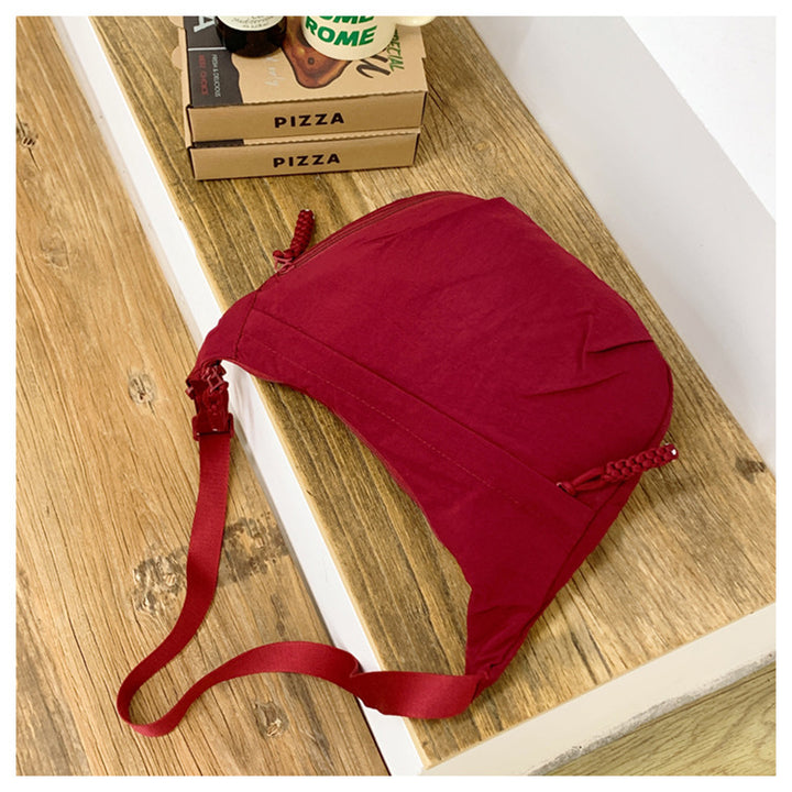 Bequeme Schultertasche mit Praktischen Fächern Karnz