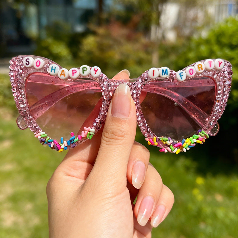 Dekorative Katzenaugen-Sonnenbrille mit Rhinestones Karnz