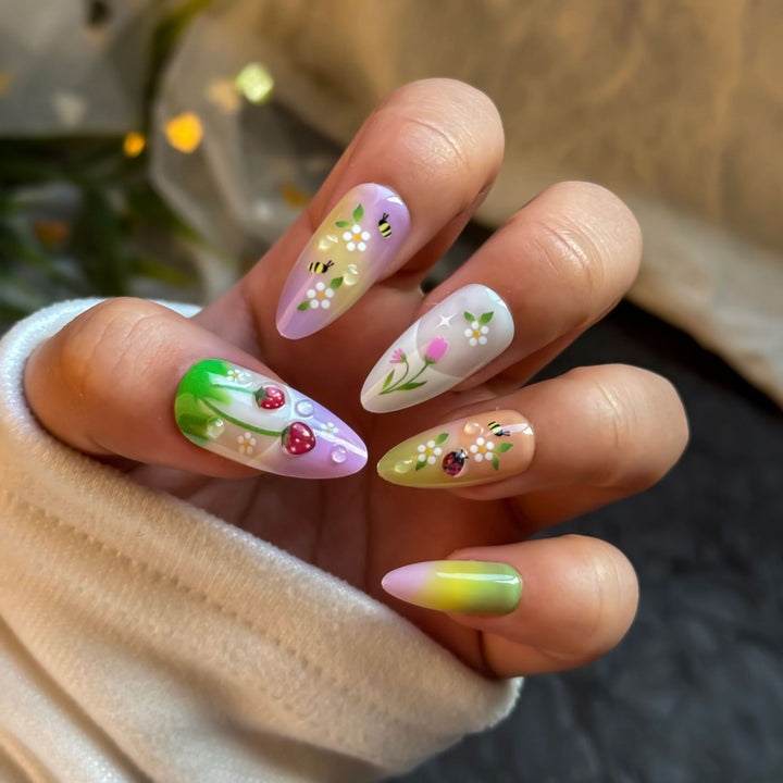Künstlerisch Blumenthemen Press-On Nägel Karnz