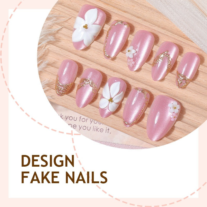 Kunstnagelset mit eleganten 3D-Blüten und glamourösen Akzenten Karnz