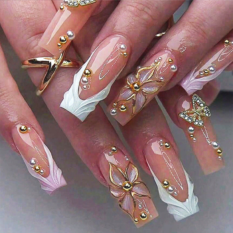 Luxuriöse dekorative Press-On-Nagelspitzen Karnz