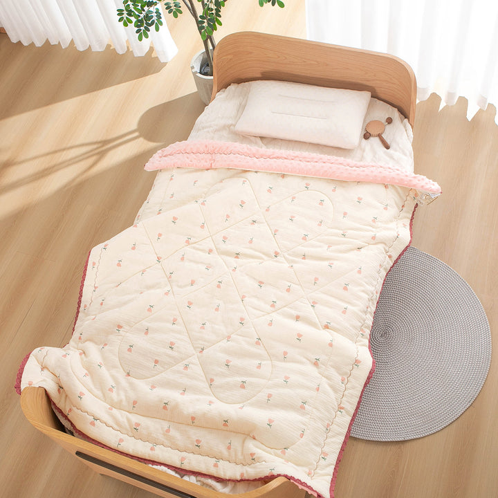Damen Tagesdecke mit hochwertigem floralem Design Karnz