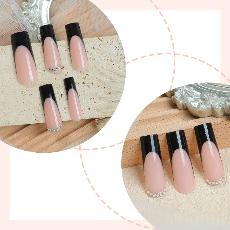 Glänzendes Press-On Nagelset mit stylischem Französischen Tipp Design Karnz