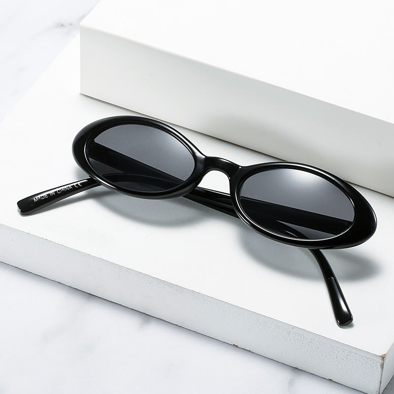 Retro-inspirierte ovale Sonnenbrille Karnz 1787812428