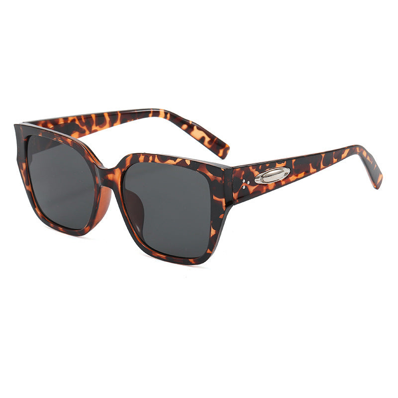 Damen Sonnenbrille im modernen quadratischen Design mit klaren Gläsern Karnz