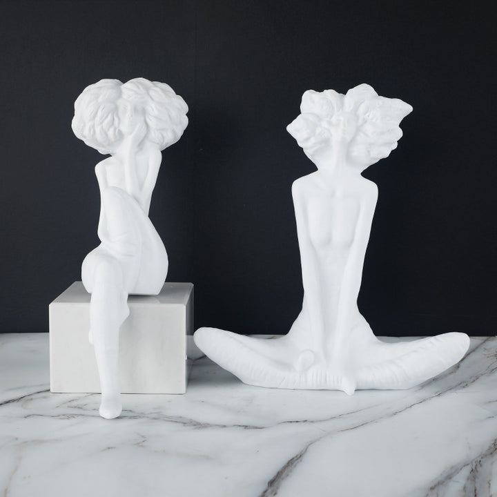 Künstlerische figurative Heimskulptur