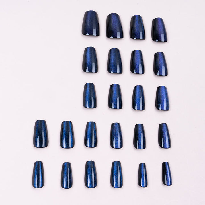 Glänzendes Press-On-Nagelkunst-Set mit blauer Schimmer-Oberfläche