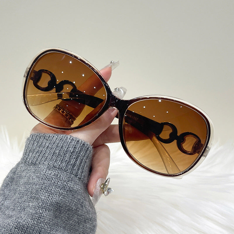 Damen Oversized Sonnenbrille mit UV-Schutz und trendigem Design Karnz