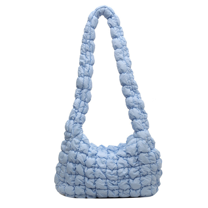 Texturierte gesteppte Schultertasche Karnz