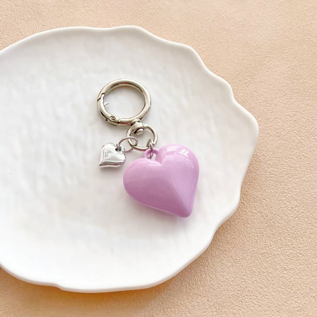Herzförmiger Charm Schlüsselanhänger Karnz