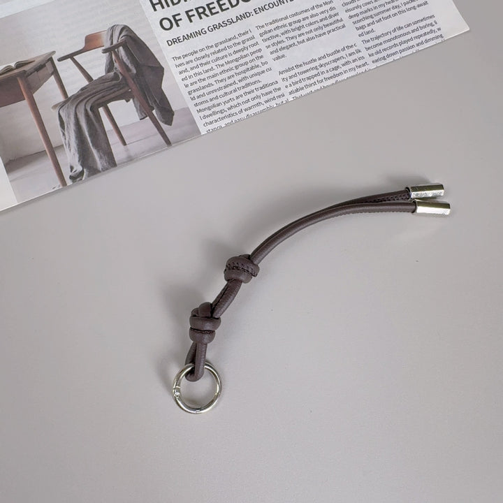 Stylischer Leder-Schlüsselanhänger Halter Karnz