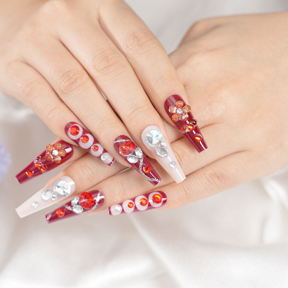 Glamouröse kristallverstärkte Press-On-Nagelset Karnz