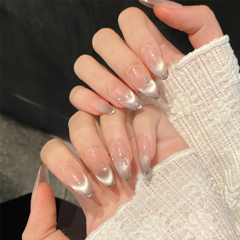 Dekorativer Press-On Nagelset mit Glitter und Strassakzenten Karnz