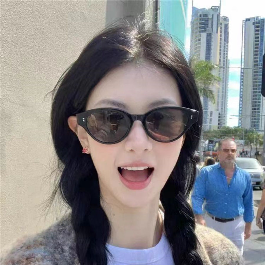 Damen stilvolle Sonnenbrille im trendigen Retro-Stil Karnz