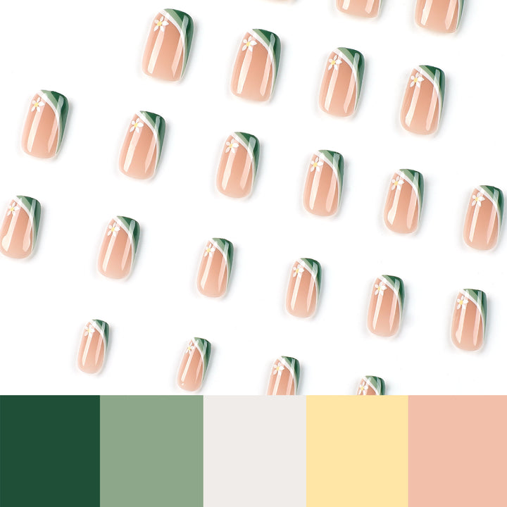 Kunstnägel mit Blumendesign Karnz