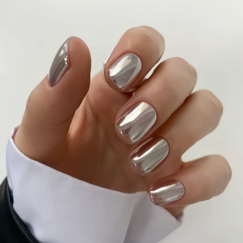 Spiegelnd Glänzendes Press-On Nagelset Karnz
