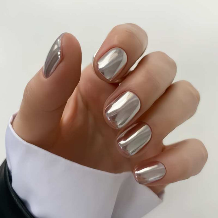 Spiegelnd Glänzendes Press-On Nagelset Karnz