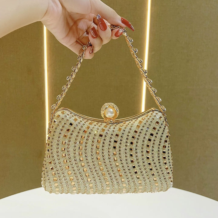 Perlenakzentierte Perlen-Abend-Clutch