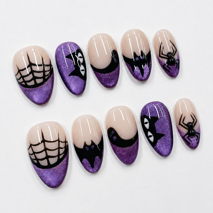 Kreatives Kunstnagelset mit Halloween-Motiven Karnz