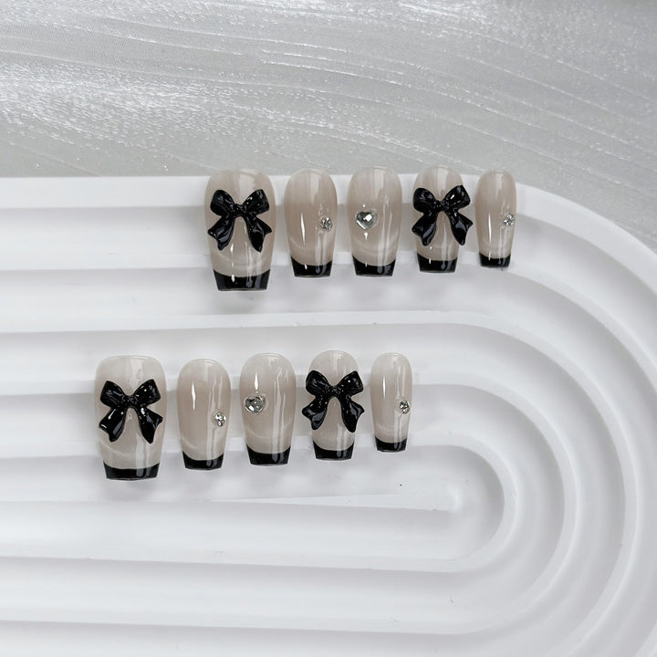 Schmetterlings-verzierte Press-On Nagelset