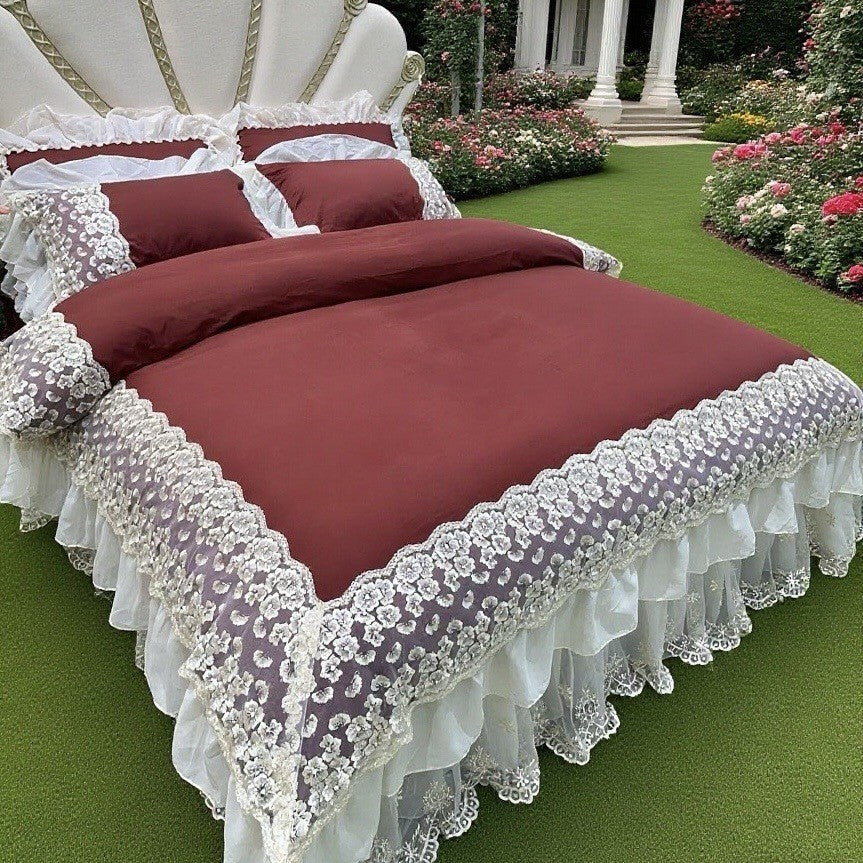 Luxuriöses Spitzen-Bettwäsche-Set mit Rüschen und Volant