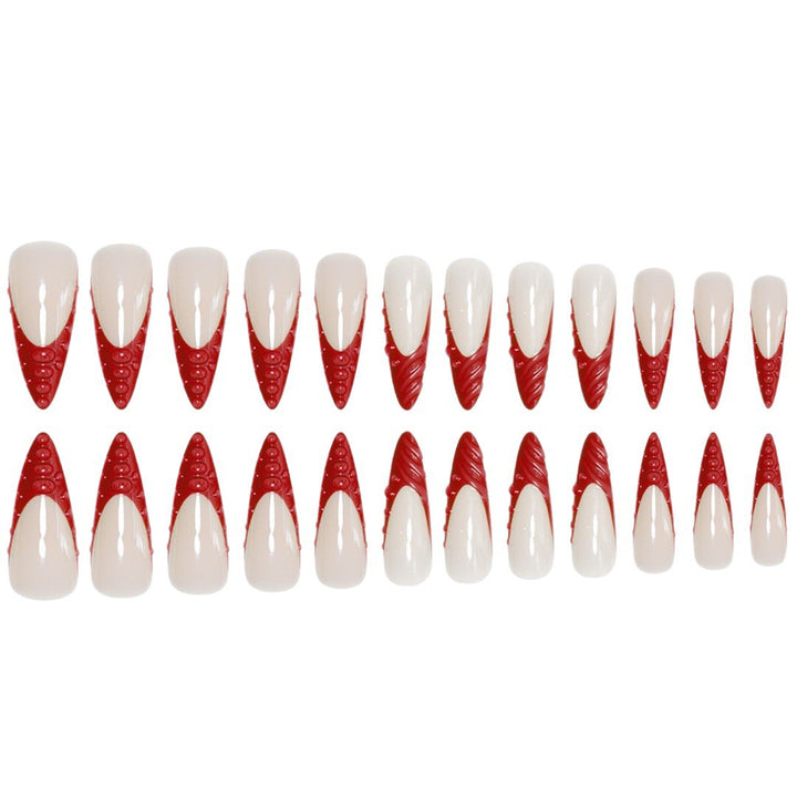 Glamouröse Stiletto-Nagelerweiterungen Karnz