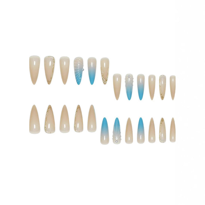 Künstlerisches Shell-Design Nagelverlängerungen Karnz